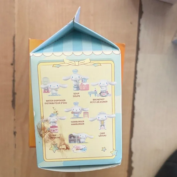 All authentic- blind boxes - Picture 8 of 9